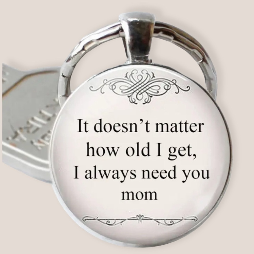 NWT Mom Keychain